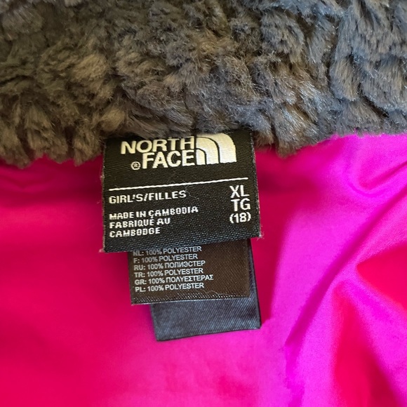 North face jacket!! - Picture 5 of 7